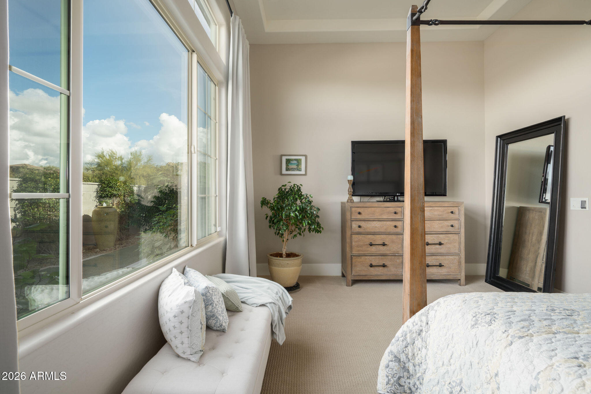 7222 E CAMINO RAYO DE LUZ