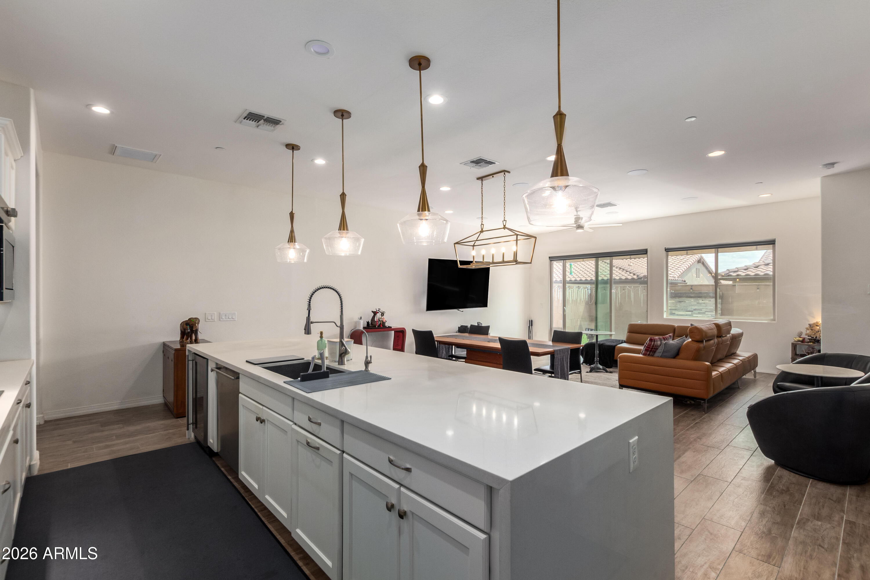 7343 E CASITAS DEL RIO Drive