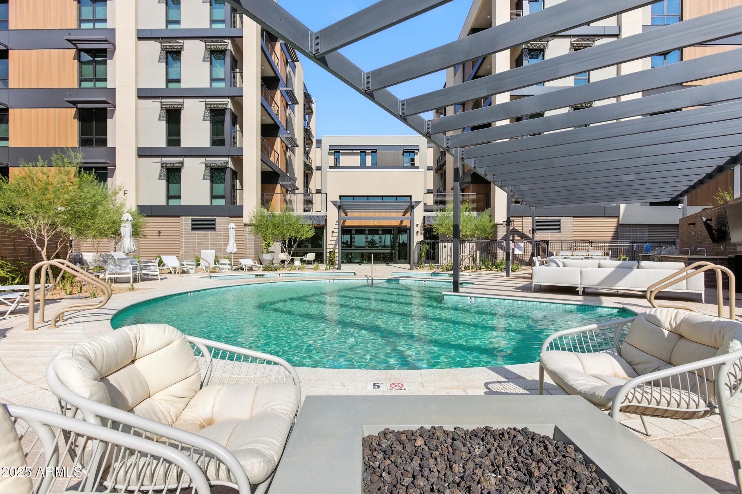 19355 N 73RD Way 4004