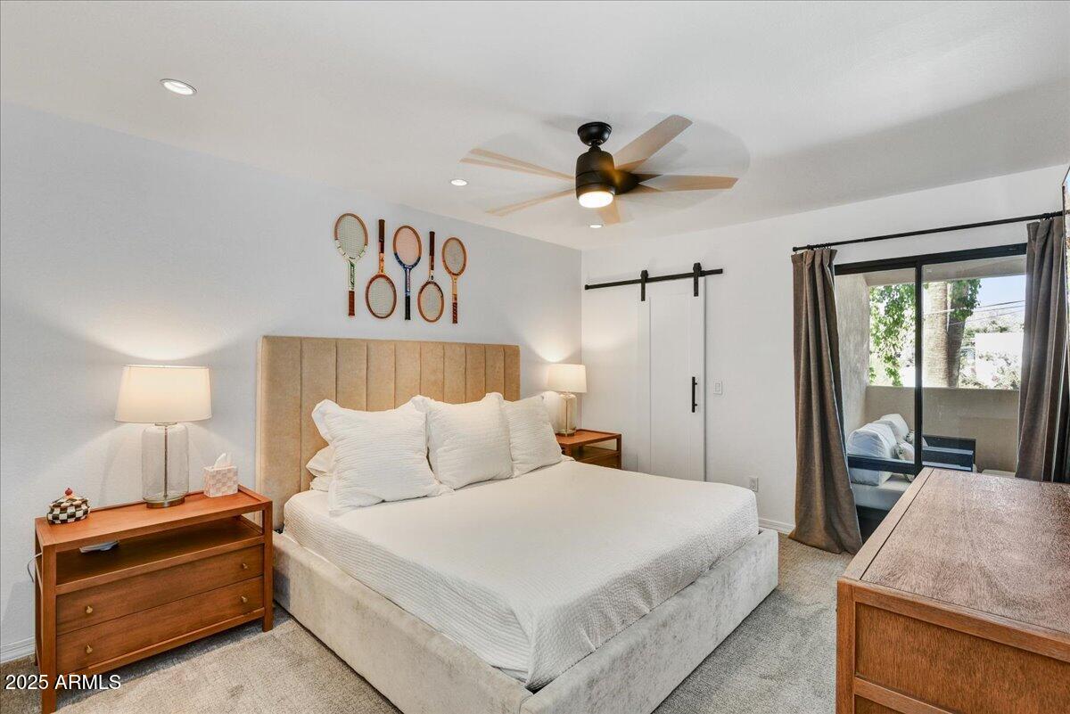 3235 E CAMELBACK Road 218