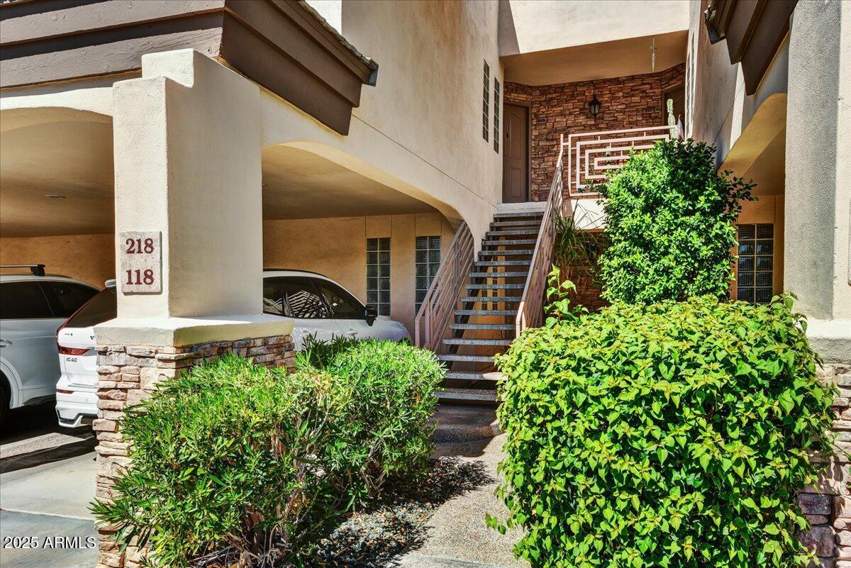 3235 E CAMELBACK Road 218