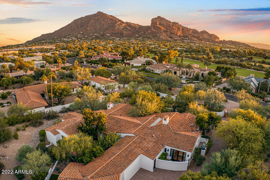 6723 N DESERT FAIRWAYS Drive