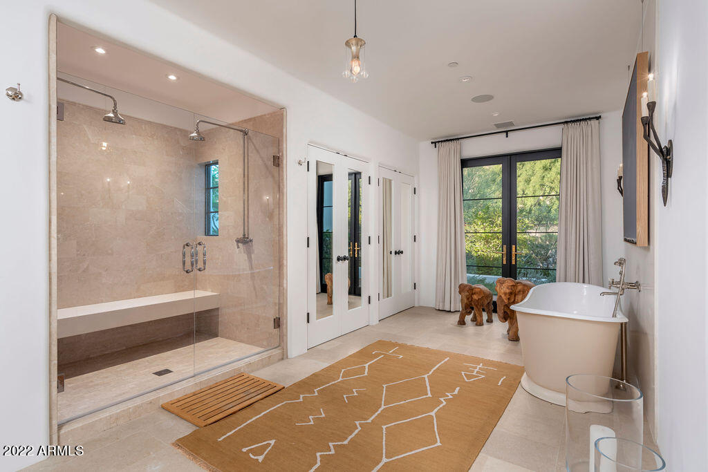 6723 N DESERT FAIRWAYS Drive