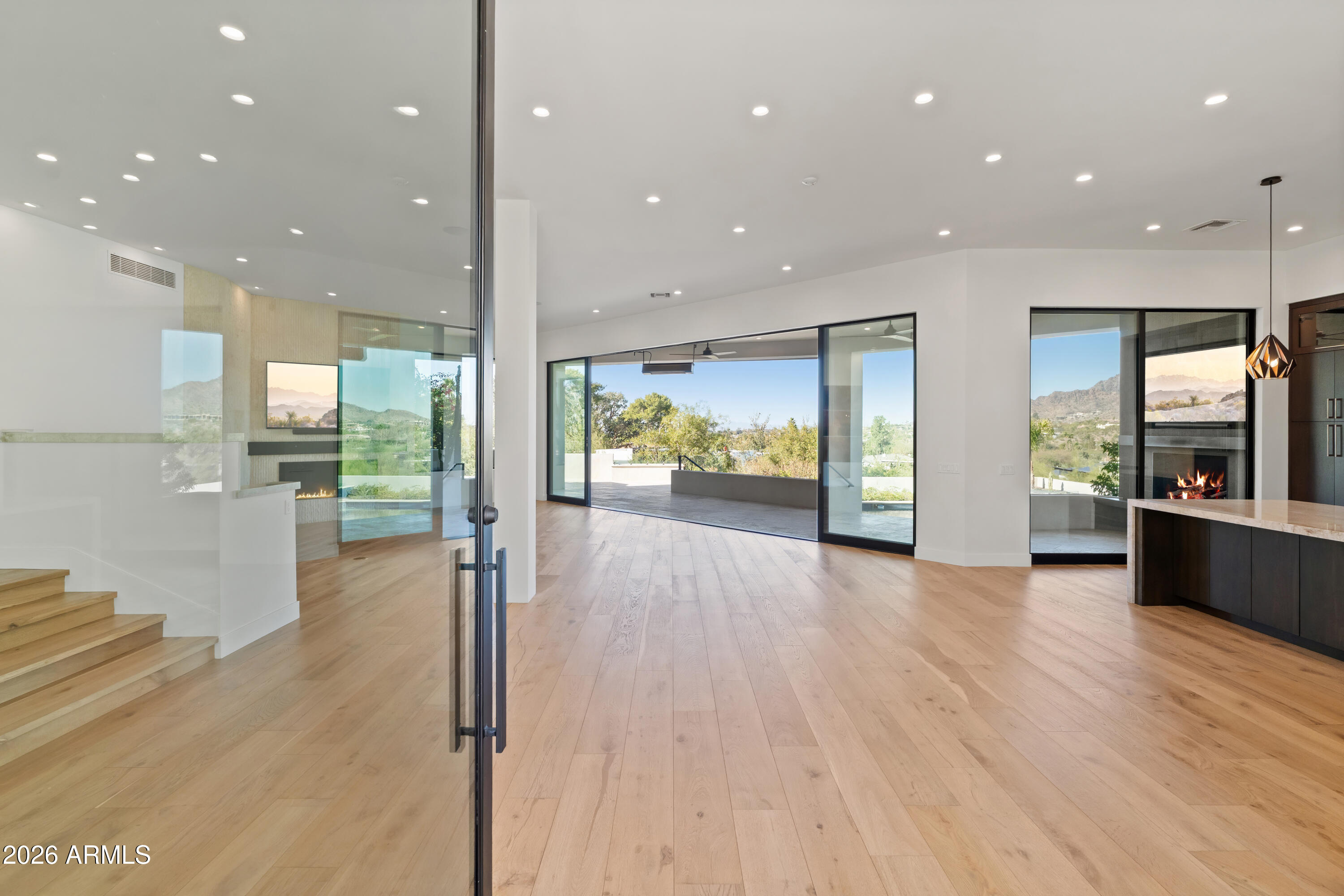 5724 N ECHO CANYON Drive