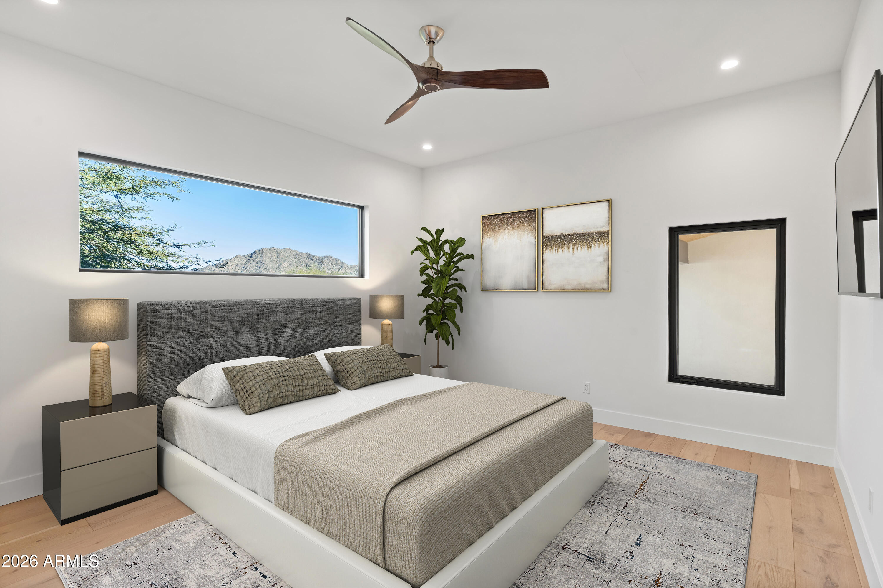 5724 N ECHO CANYON Drive