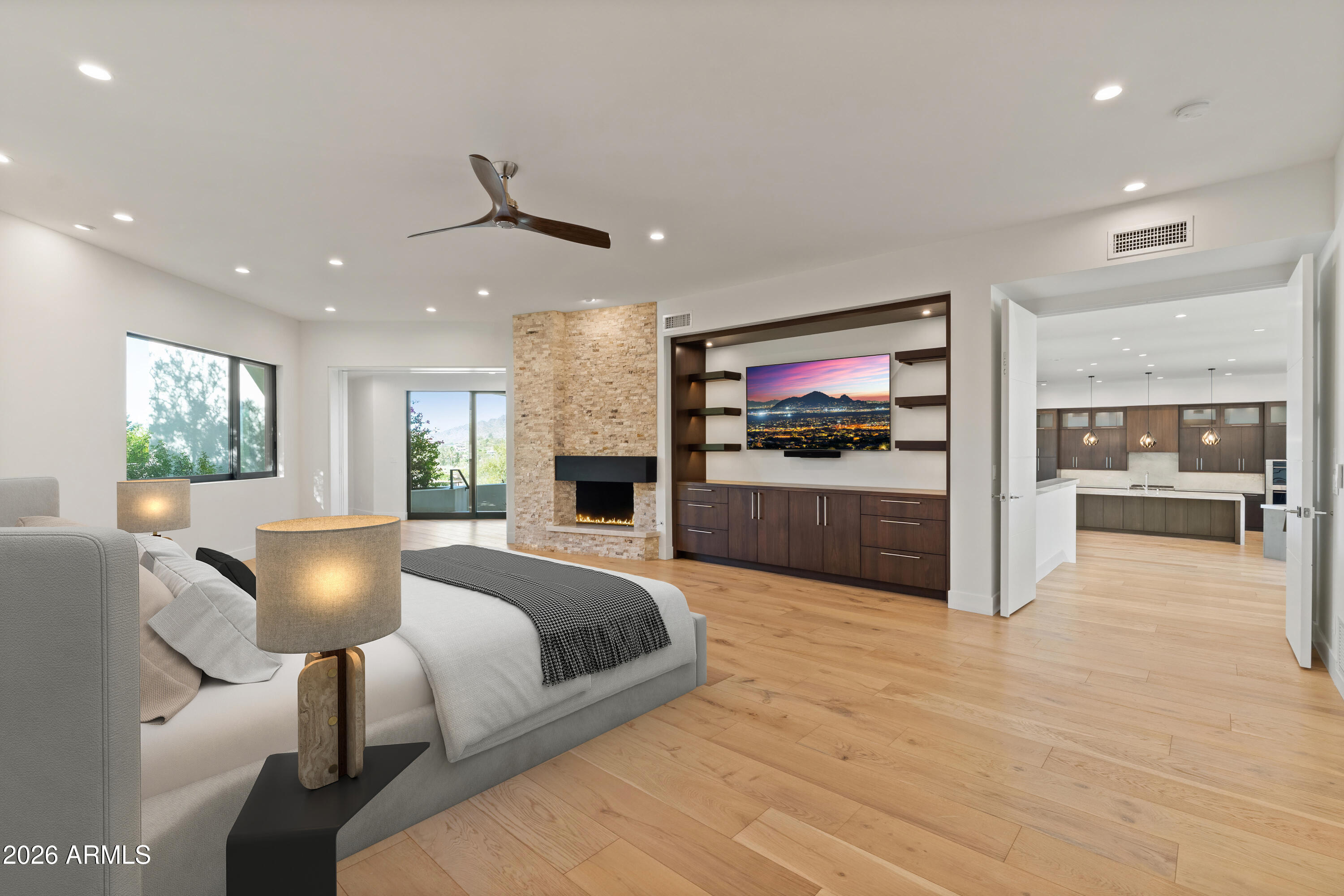 5724 N ECHO CANYON Drive