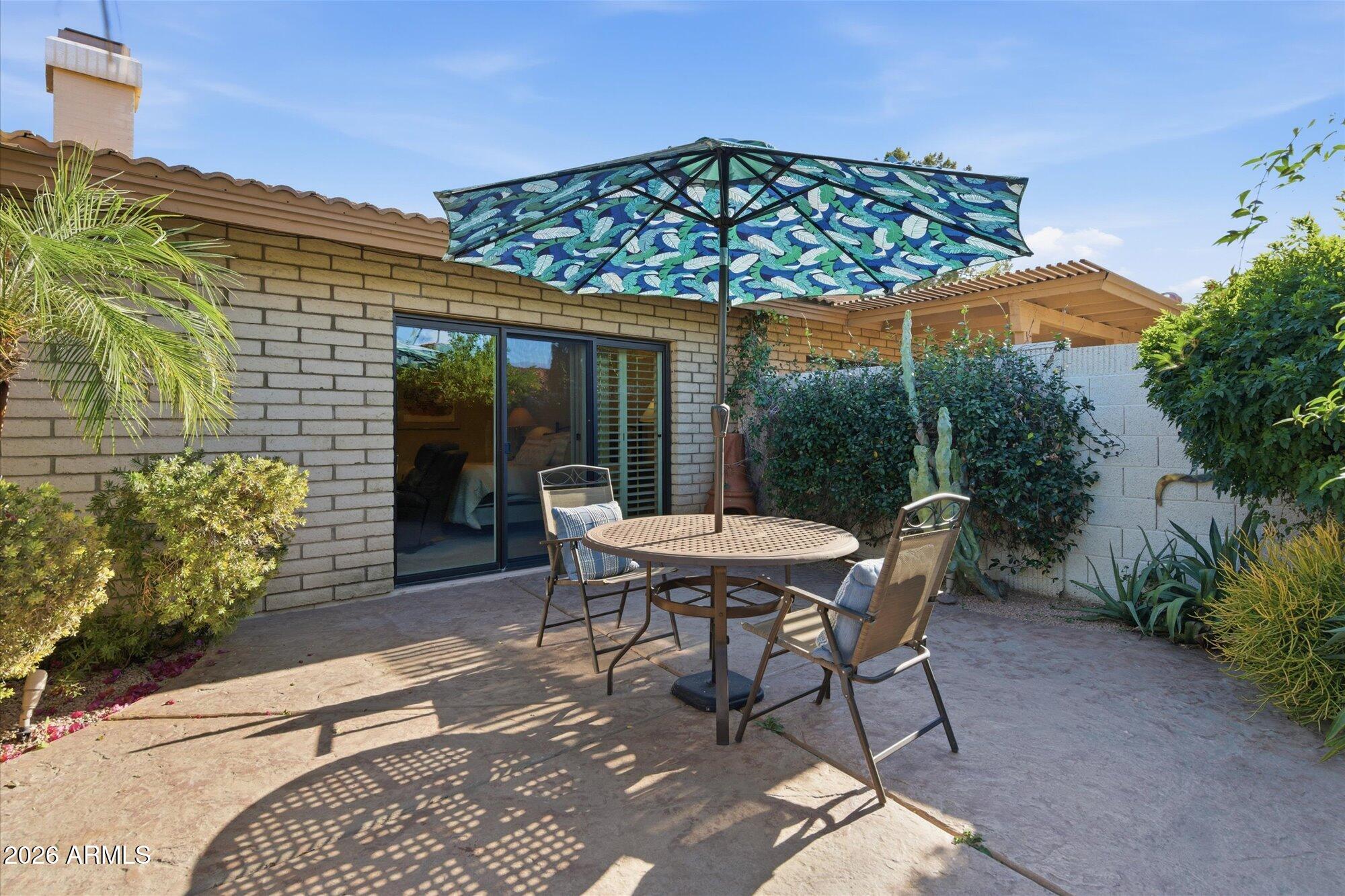 7512 N DEL NORTE Drive