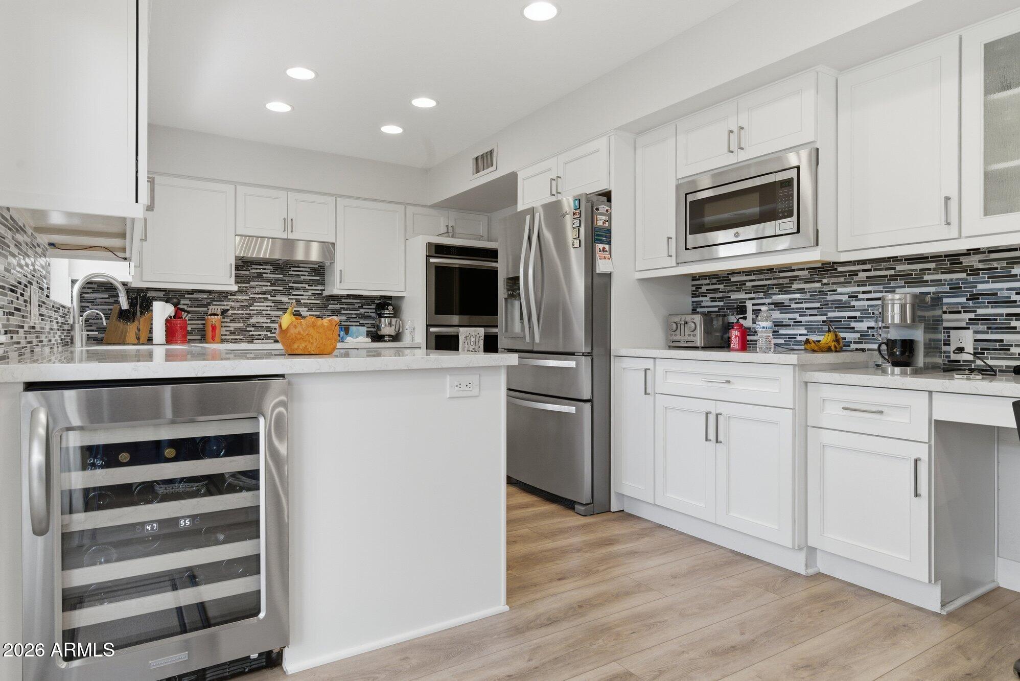 7512 N DEL NORTE Drive