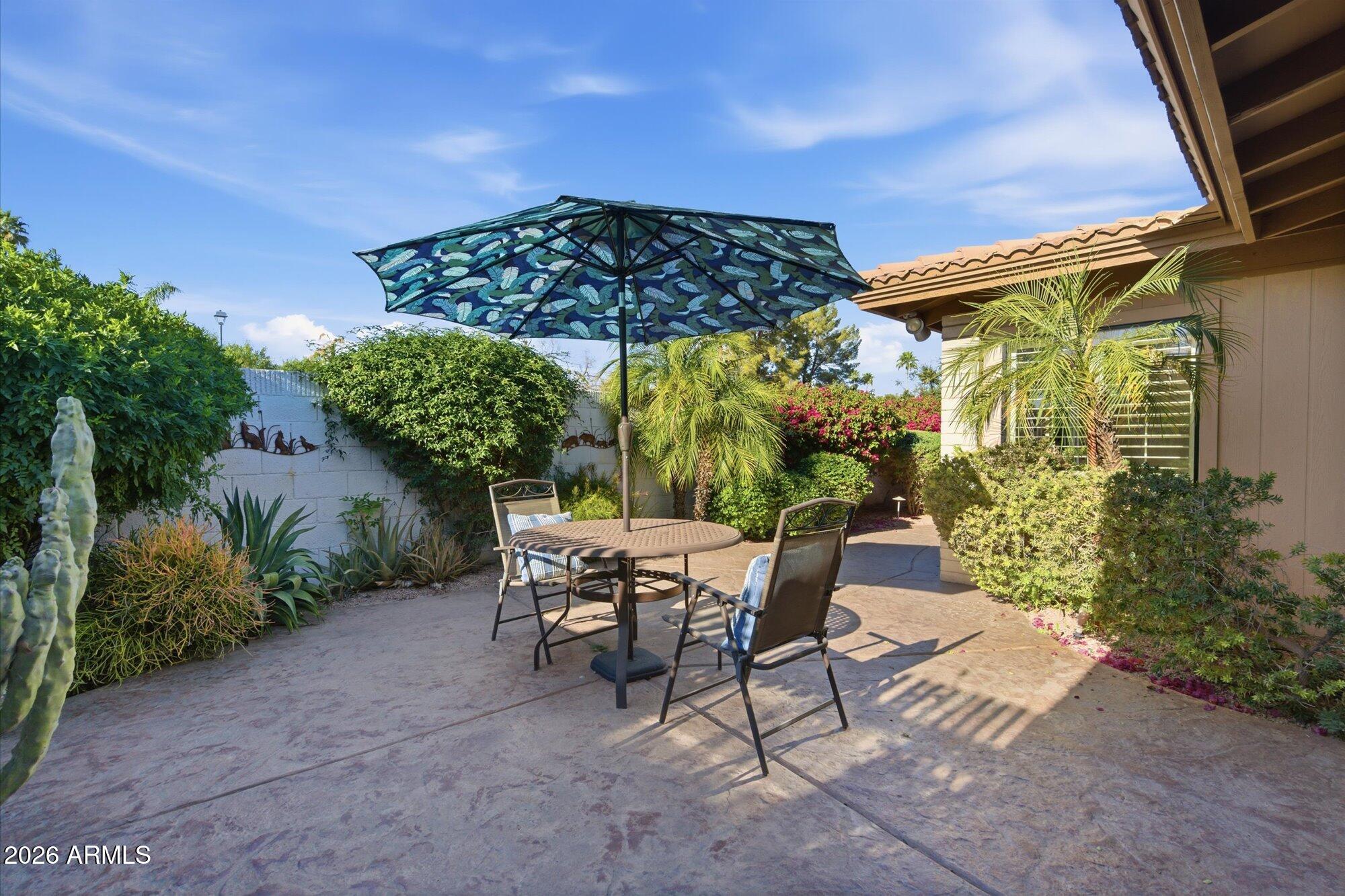 7512 N DEL NORTE Drive