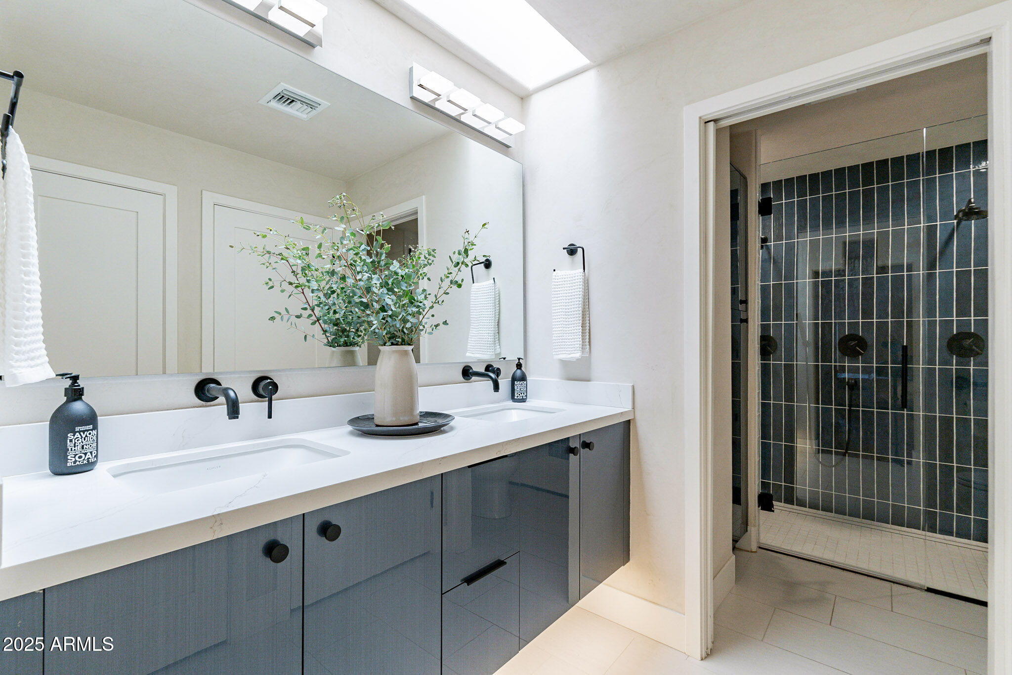 6411 S RIVER Drive 6