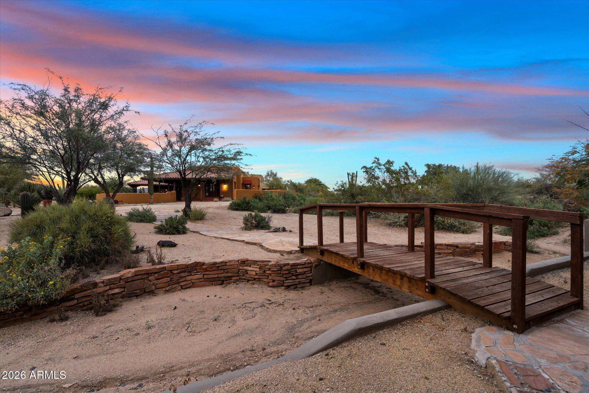 8400 E SMOKEHOUSE Trail