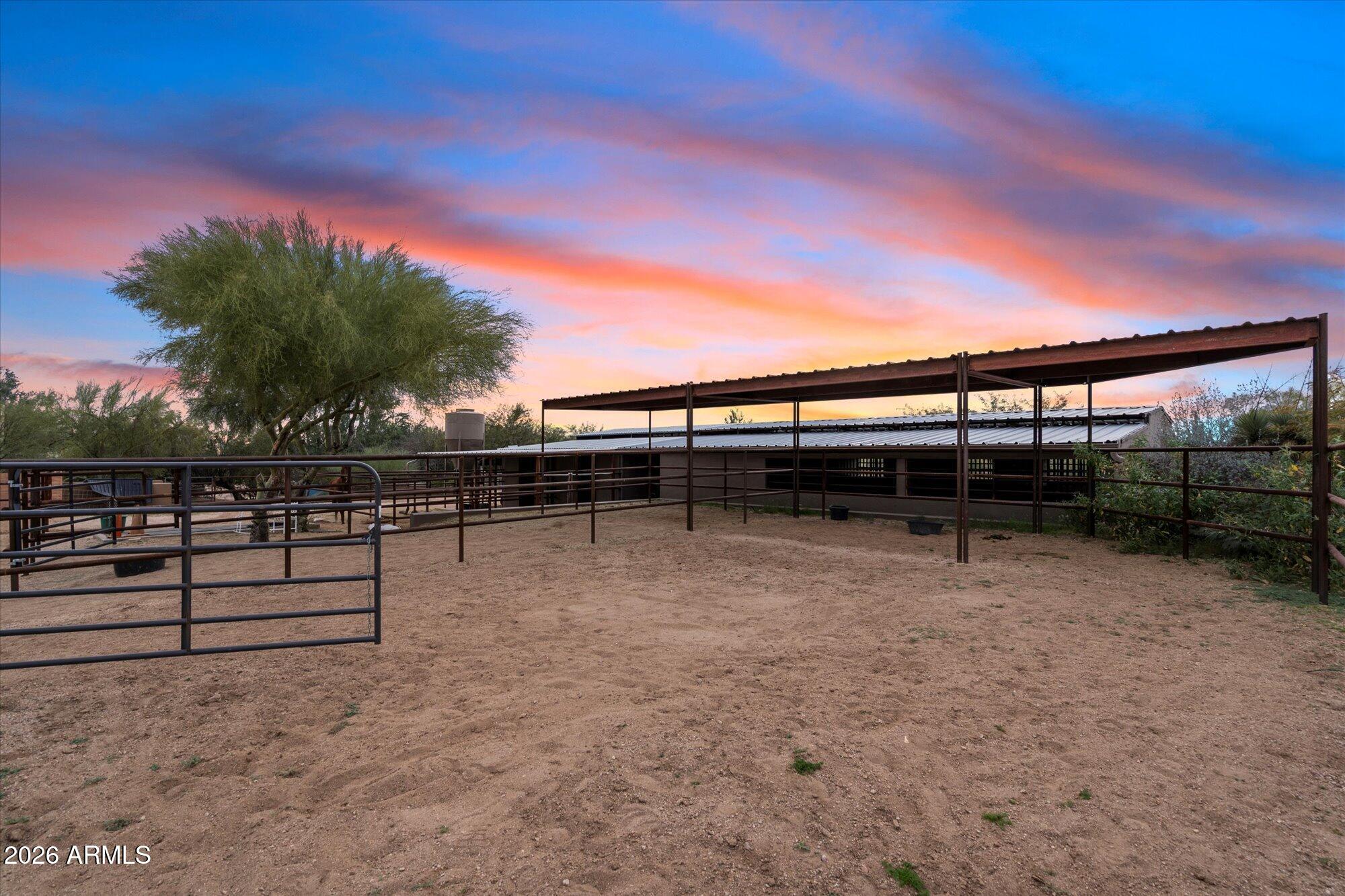 8400 E SMOKEHOUSE Trail