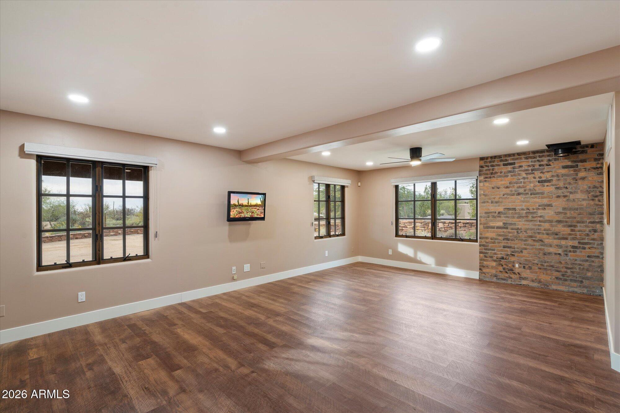 8400 E SMOKEHOUSE Trail