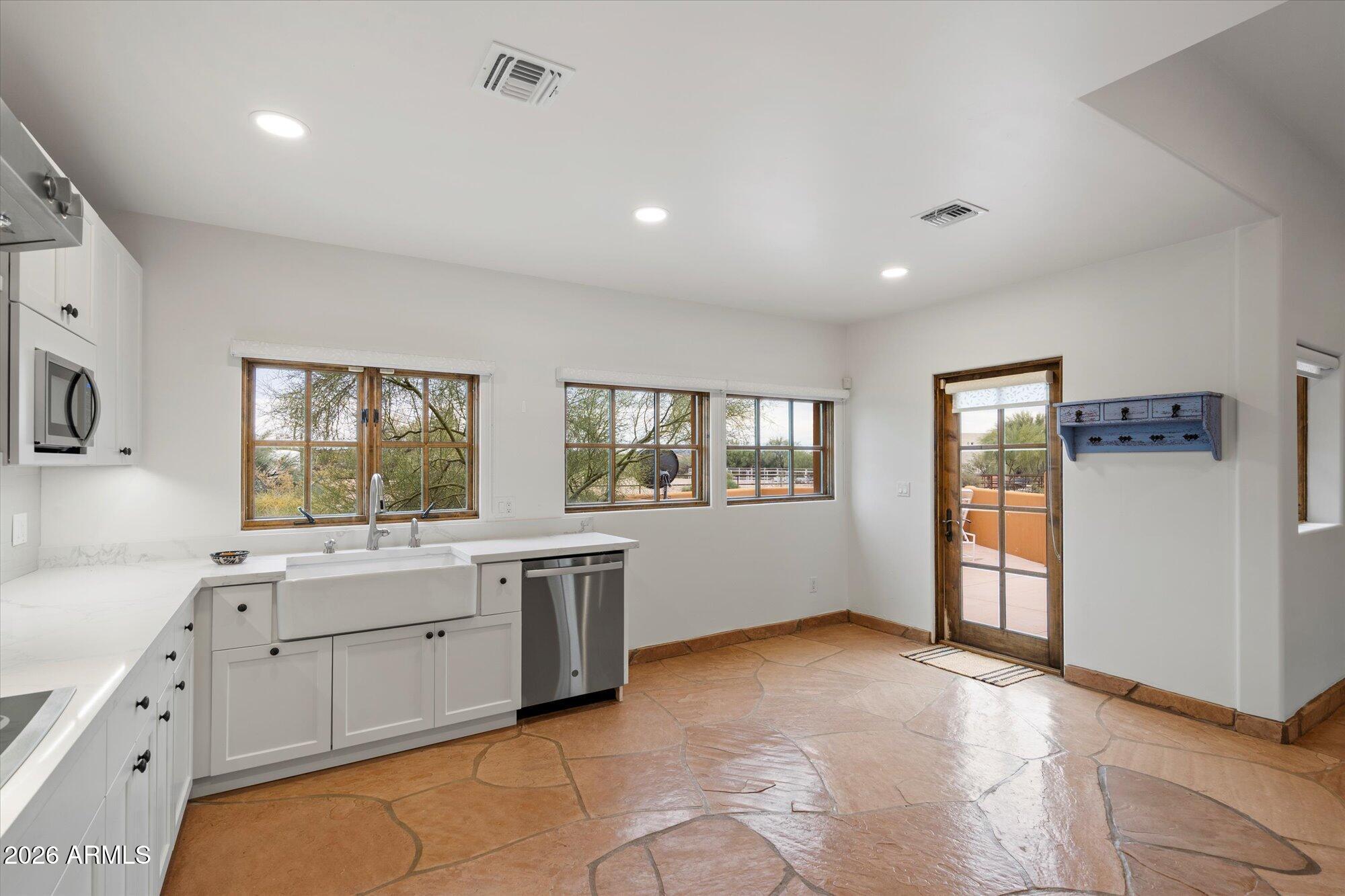 8400 E SMOKEHOUSE Trail