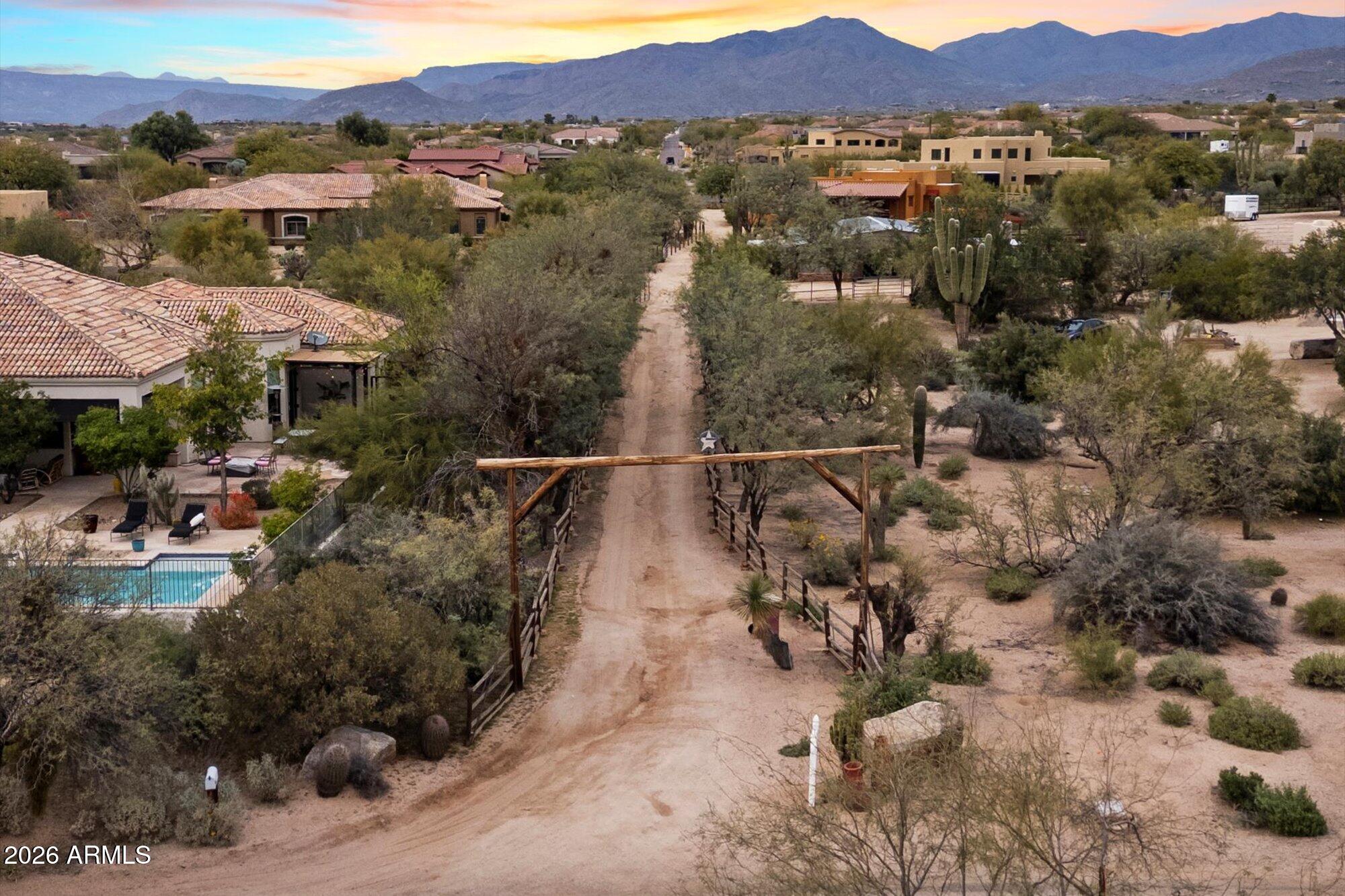 8400 E SMOKEHOUSE Trail