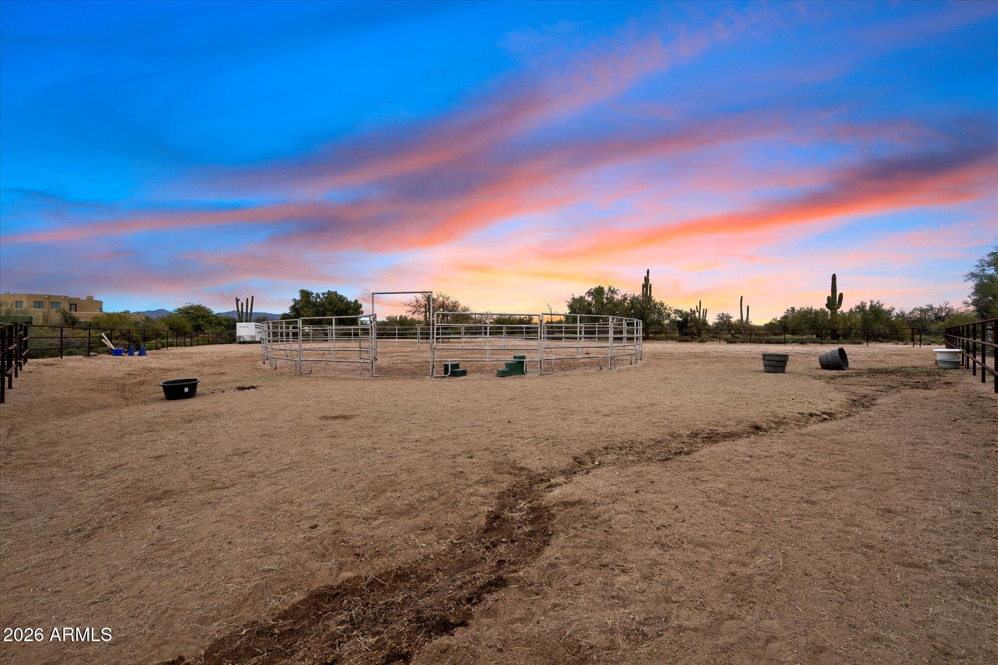 8400 E SMOKEHOUSE Trail