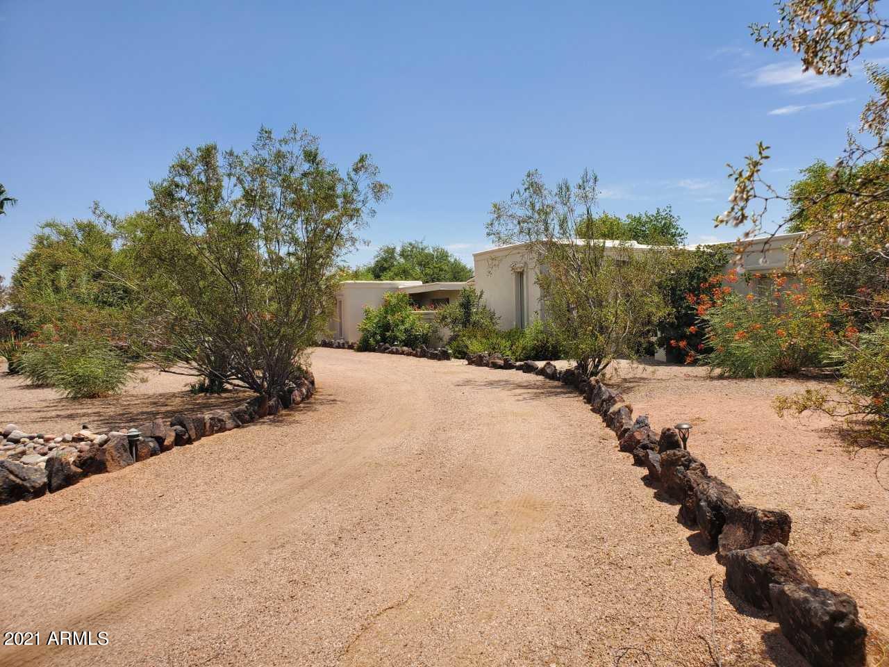 7441 E CENTURY Drive