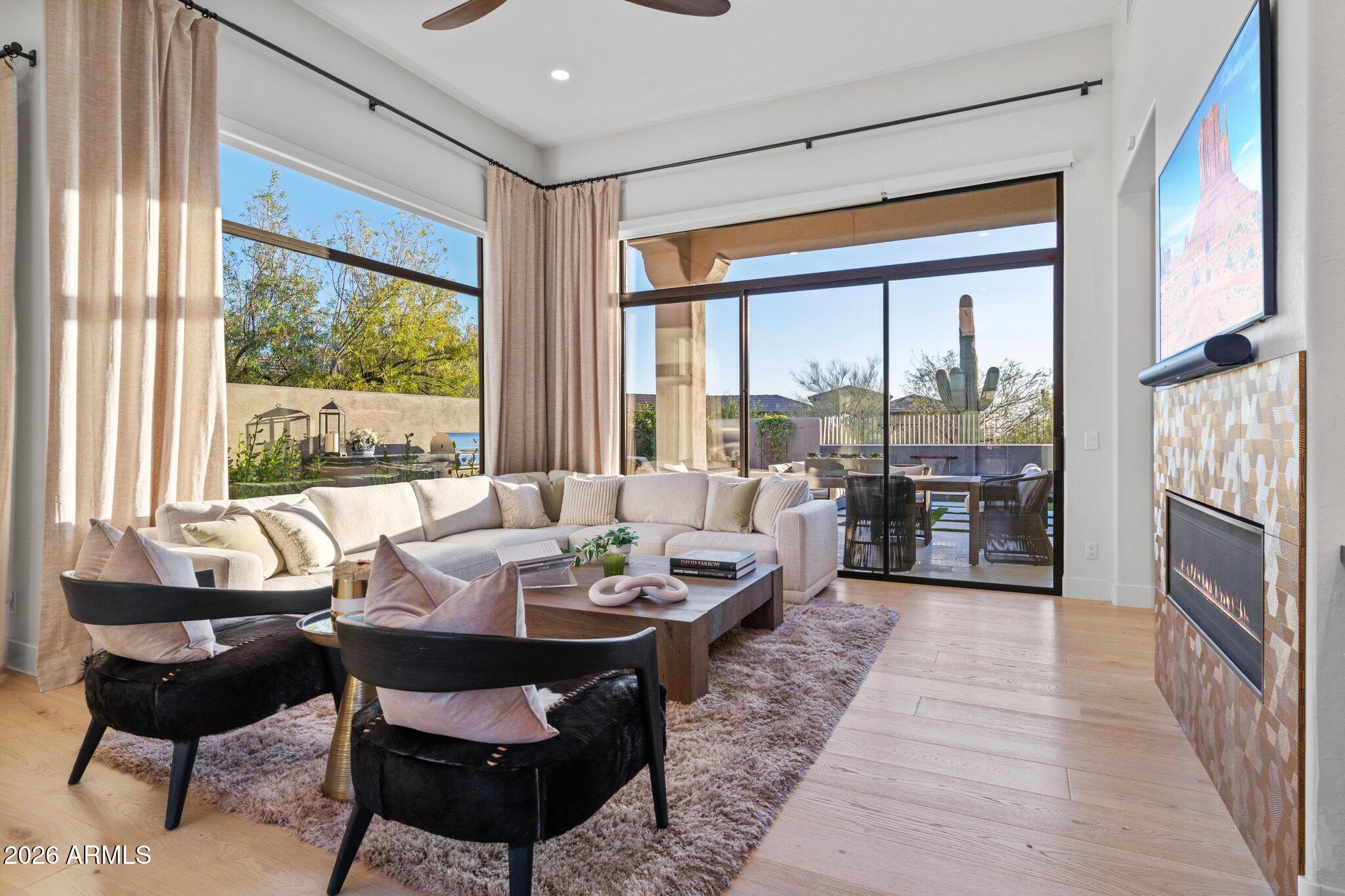 9280 E THOMPSON PEAK Parkway 30