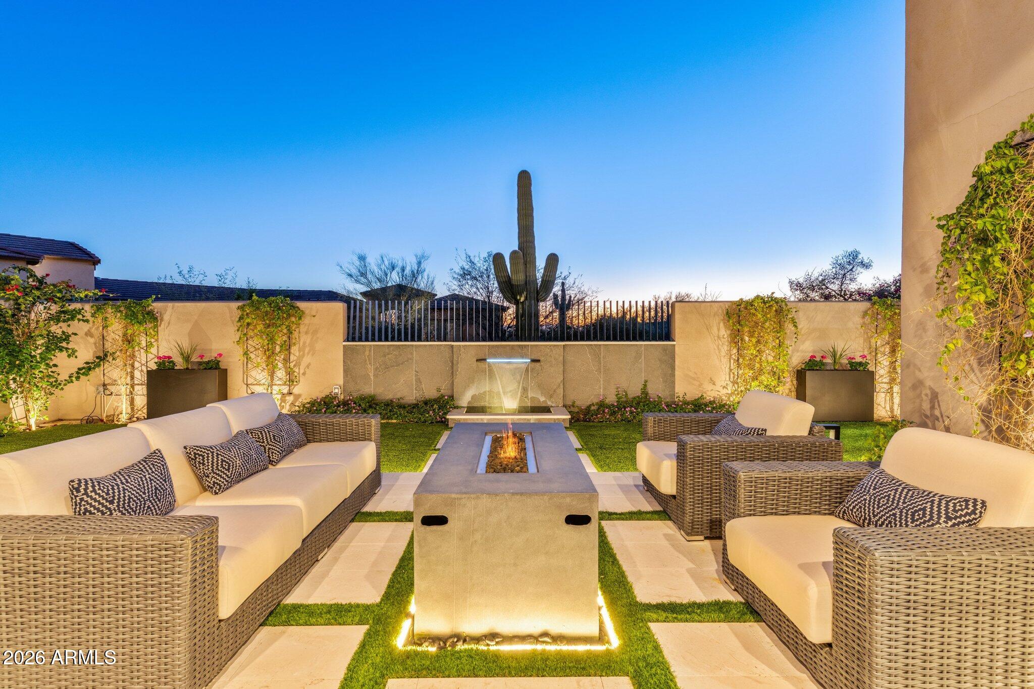 9280 E THOMPSON PEAK Parkway 30