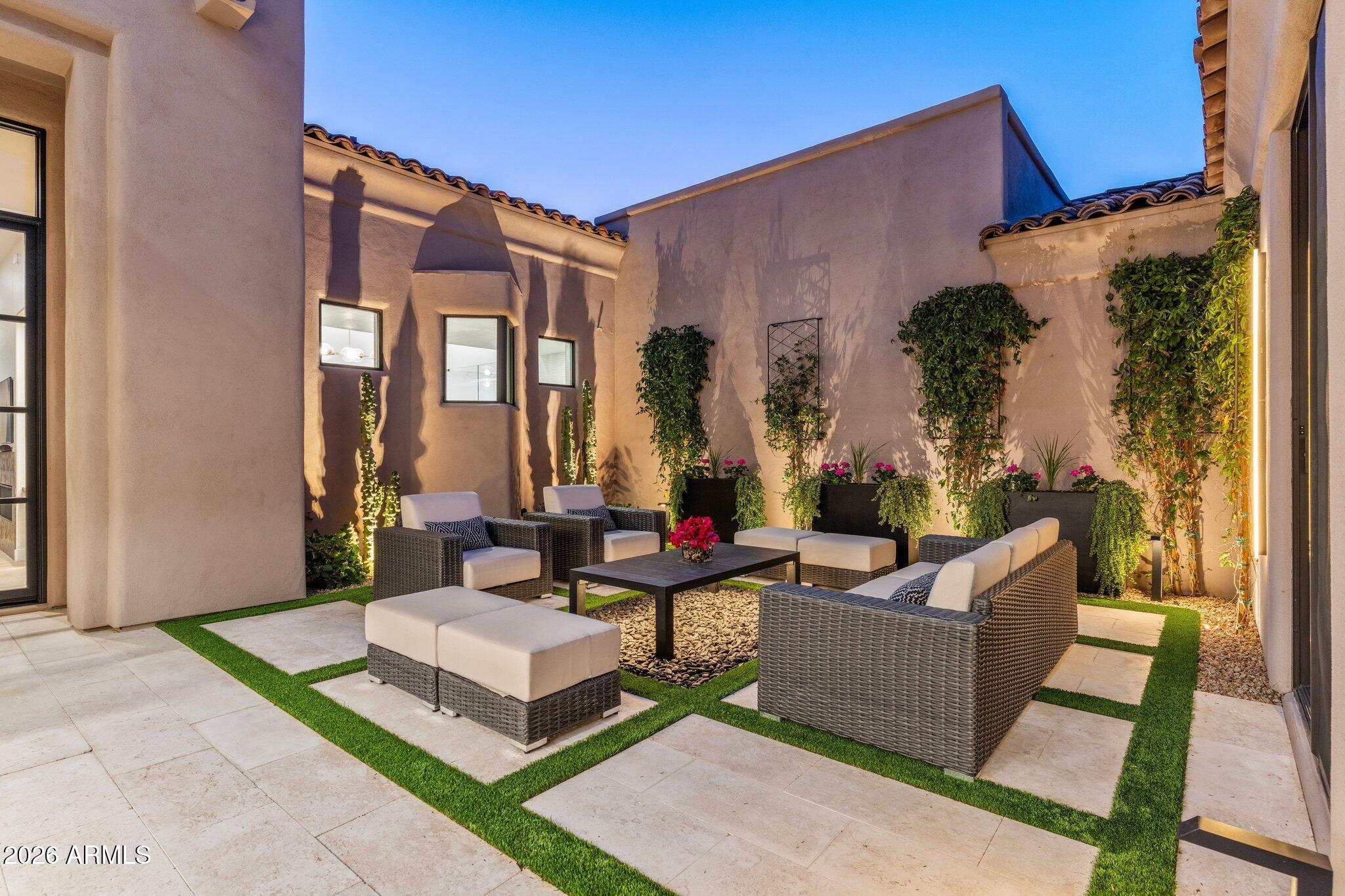 9280 E THOMPSON PEAK Parkway 30