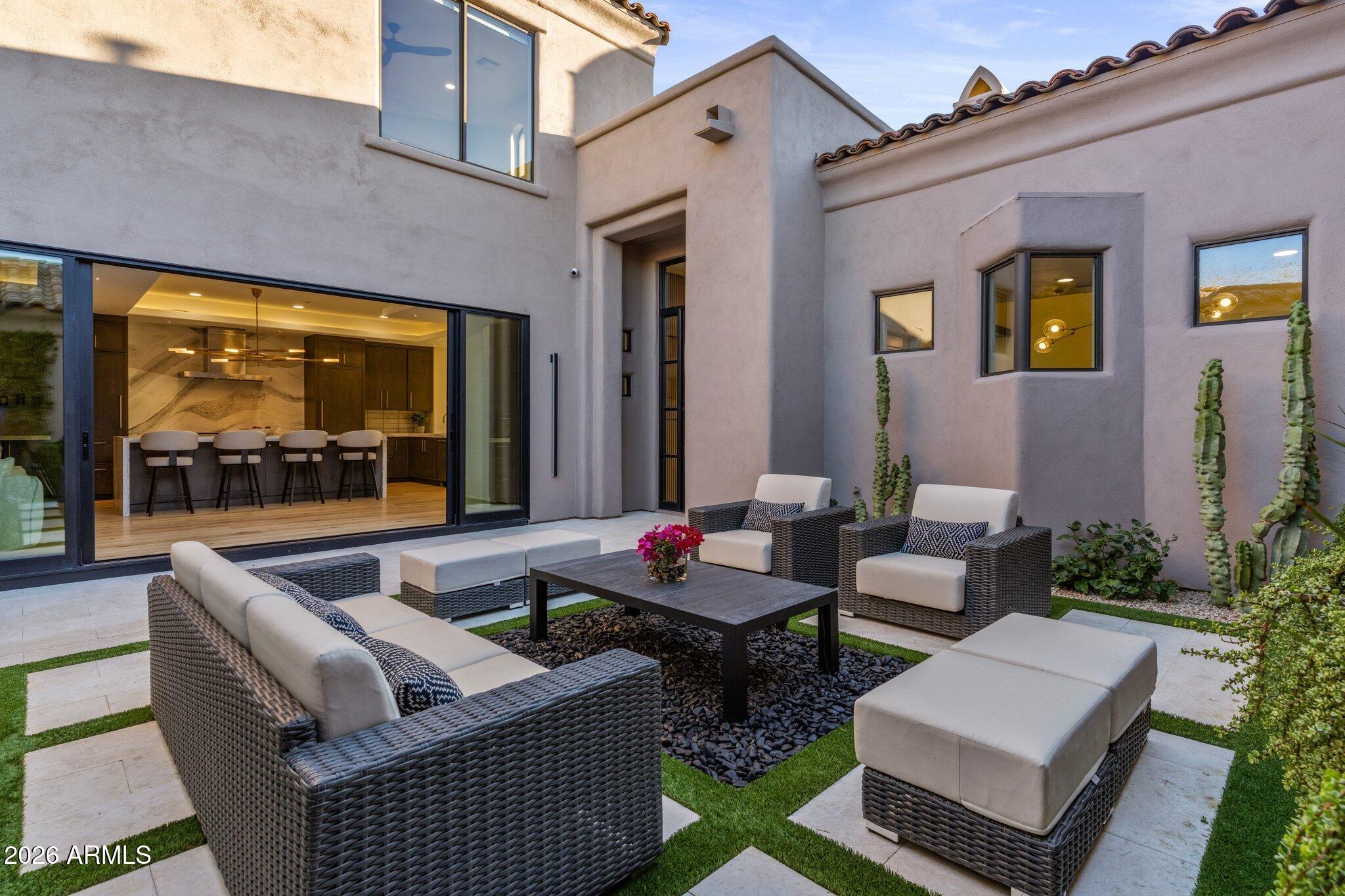 9280 E THOMPSON PEAK Parkway 30