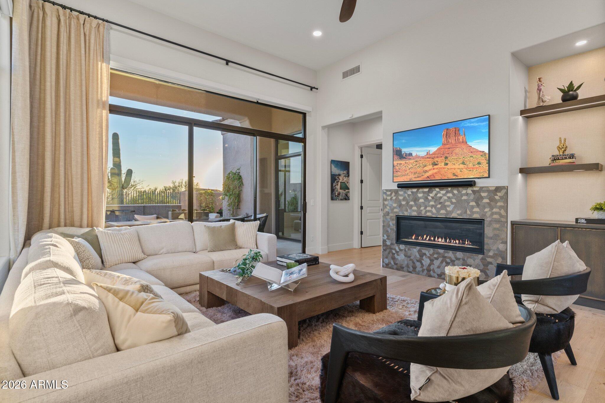 9280 E THOMPSON PEAK Parkway 30