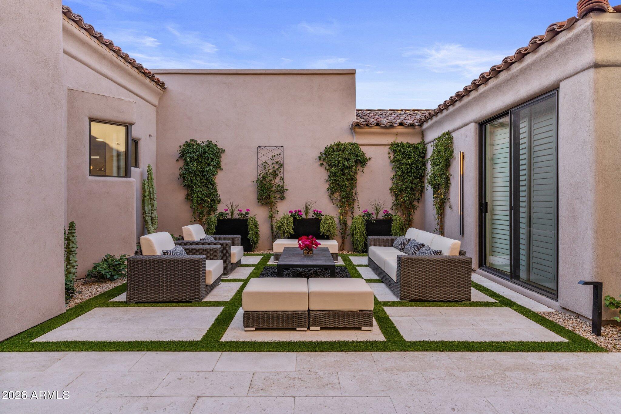 9280 E THOMPSON PEAK Parkway 30