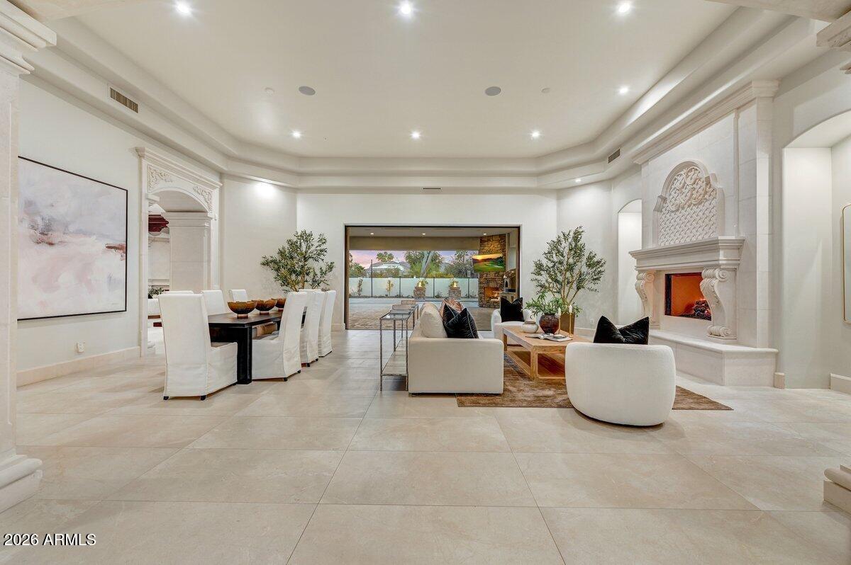 11105 E IRONWOOD Drive