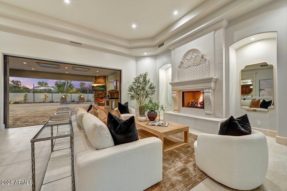 11105 E IRONWOOD Drive