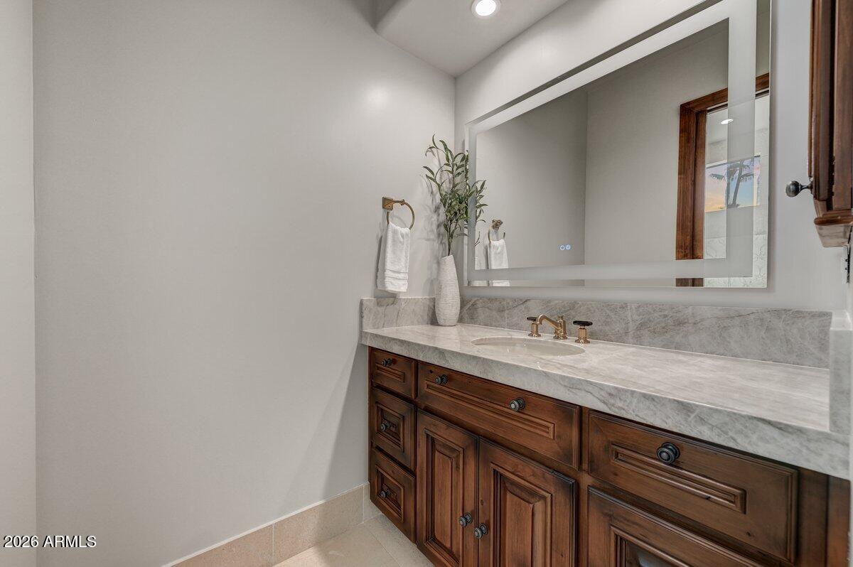 11105 E IRONWOOD Drive