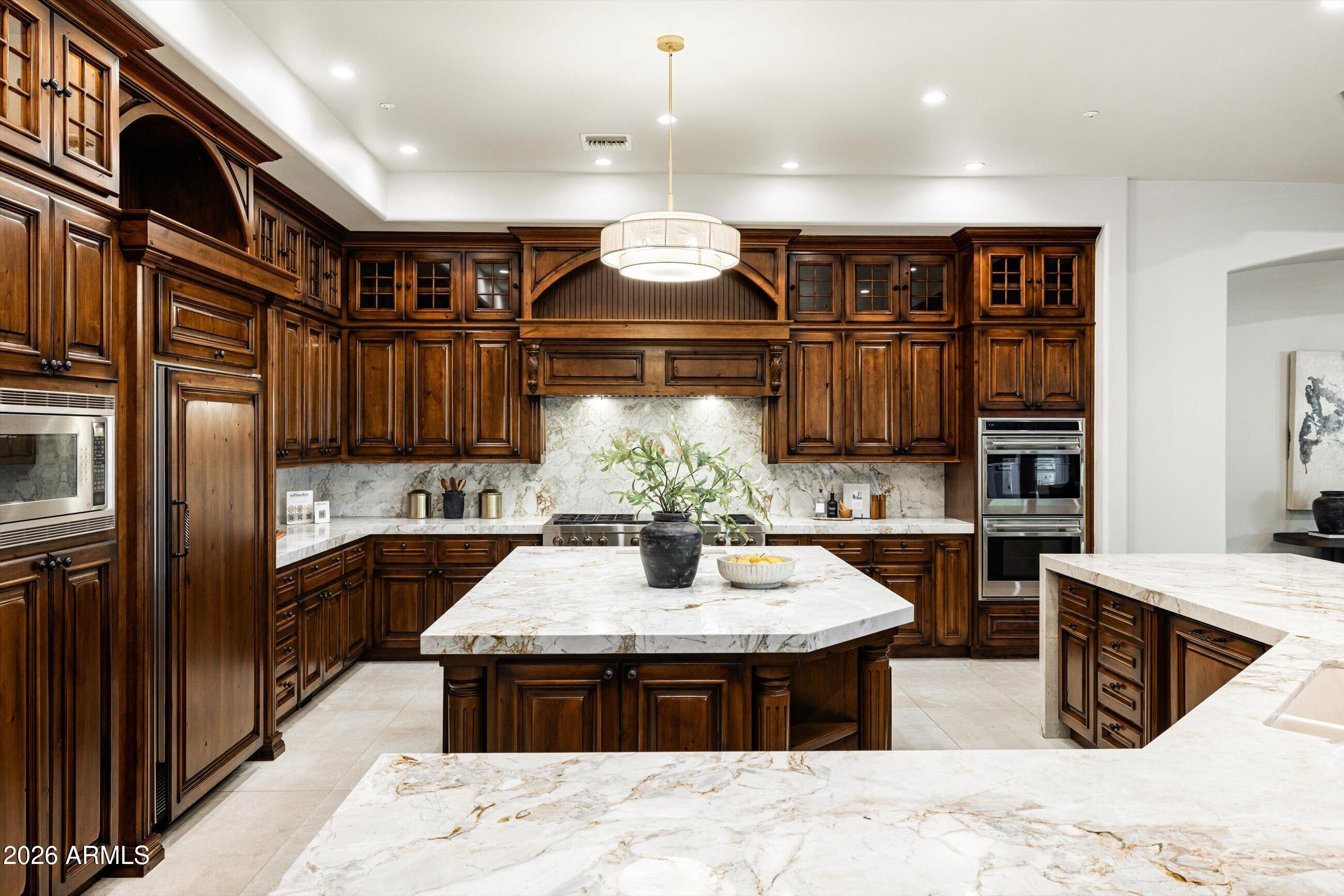 11105 E IRONWOOD Drive