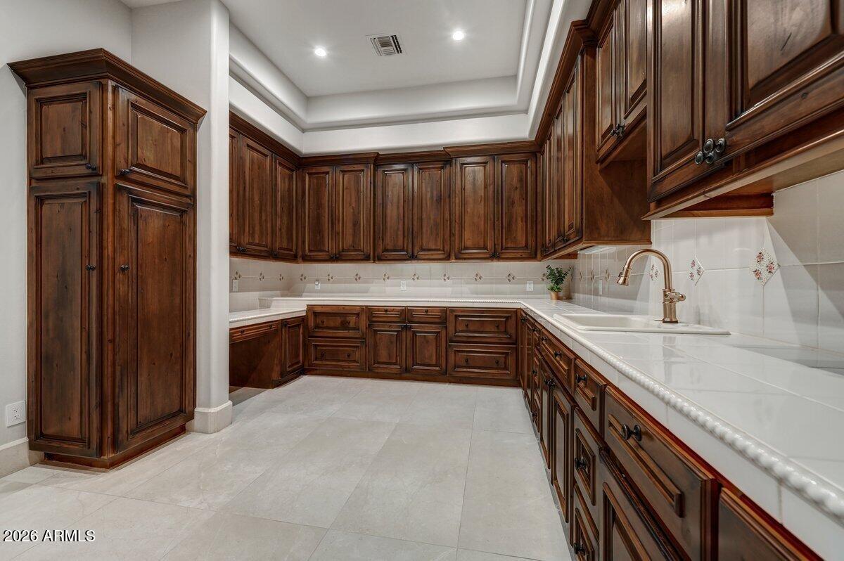 11105 E IRONWOOD Drive