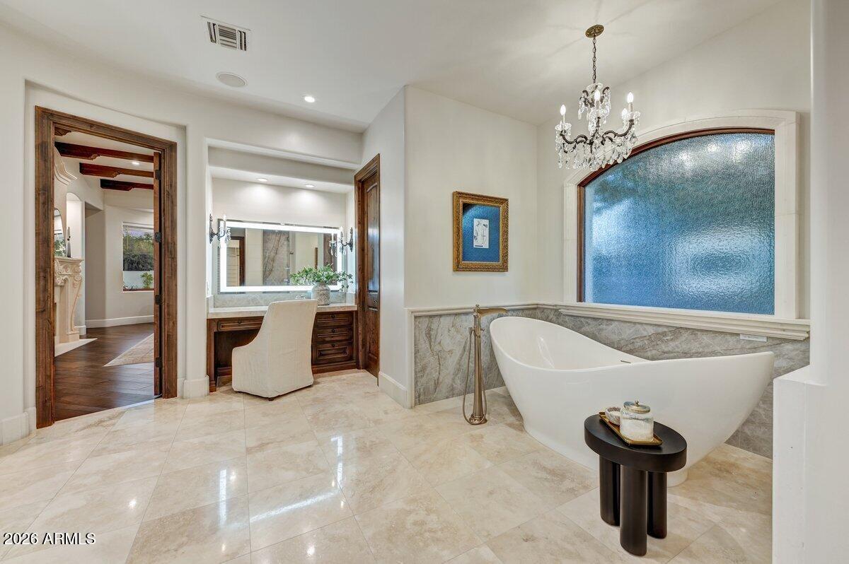 11105 E IRONWOOD Drive