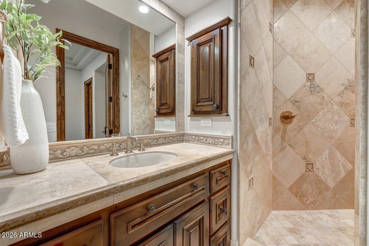 11105 E IRONWOOD Drive