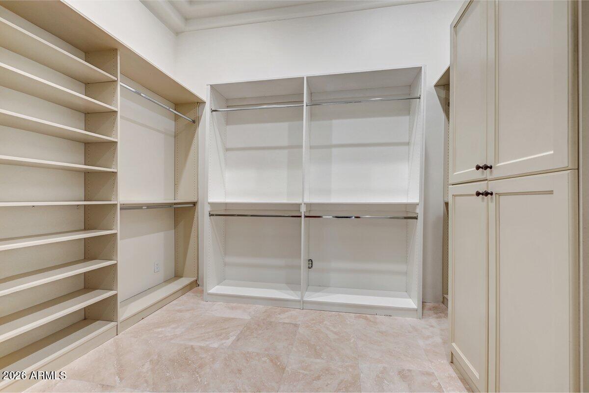 11105 E IRONWOOD Drive