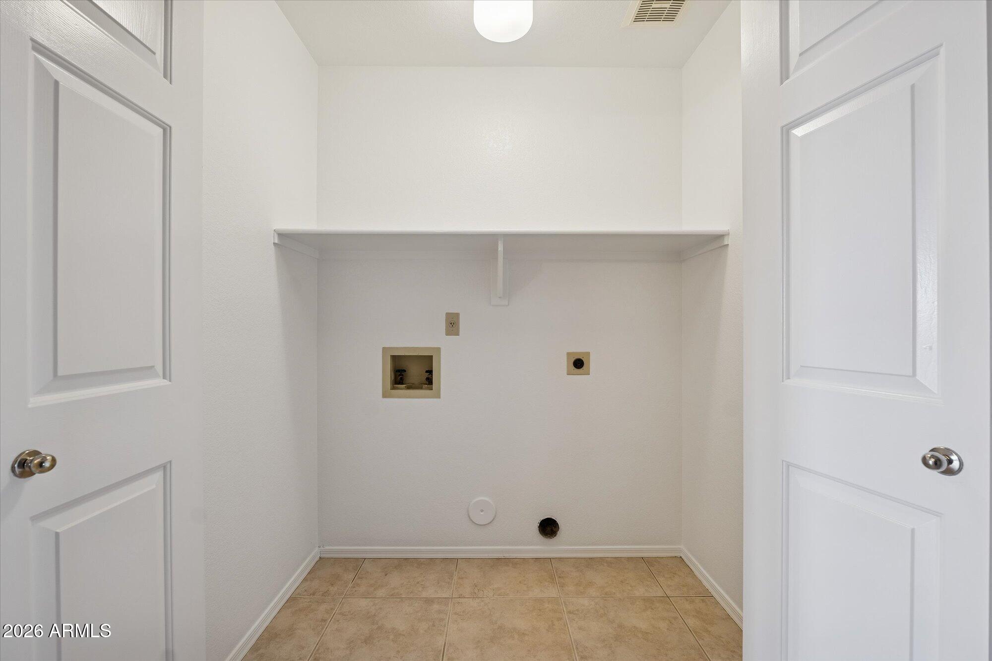 4425 E HIDDENVIEW Drive