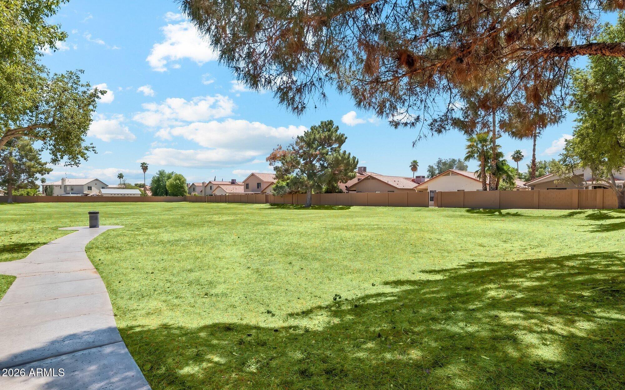 4425 E HIDDENVIEW Drive