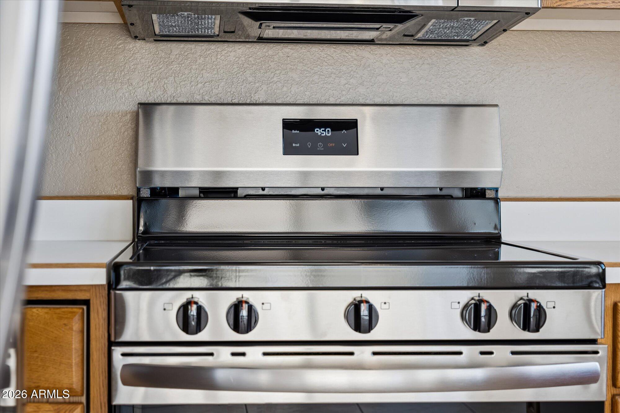 4425 E HIDDENVIEW Drive