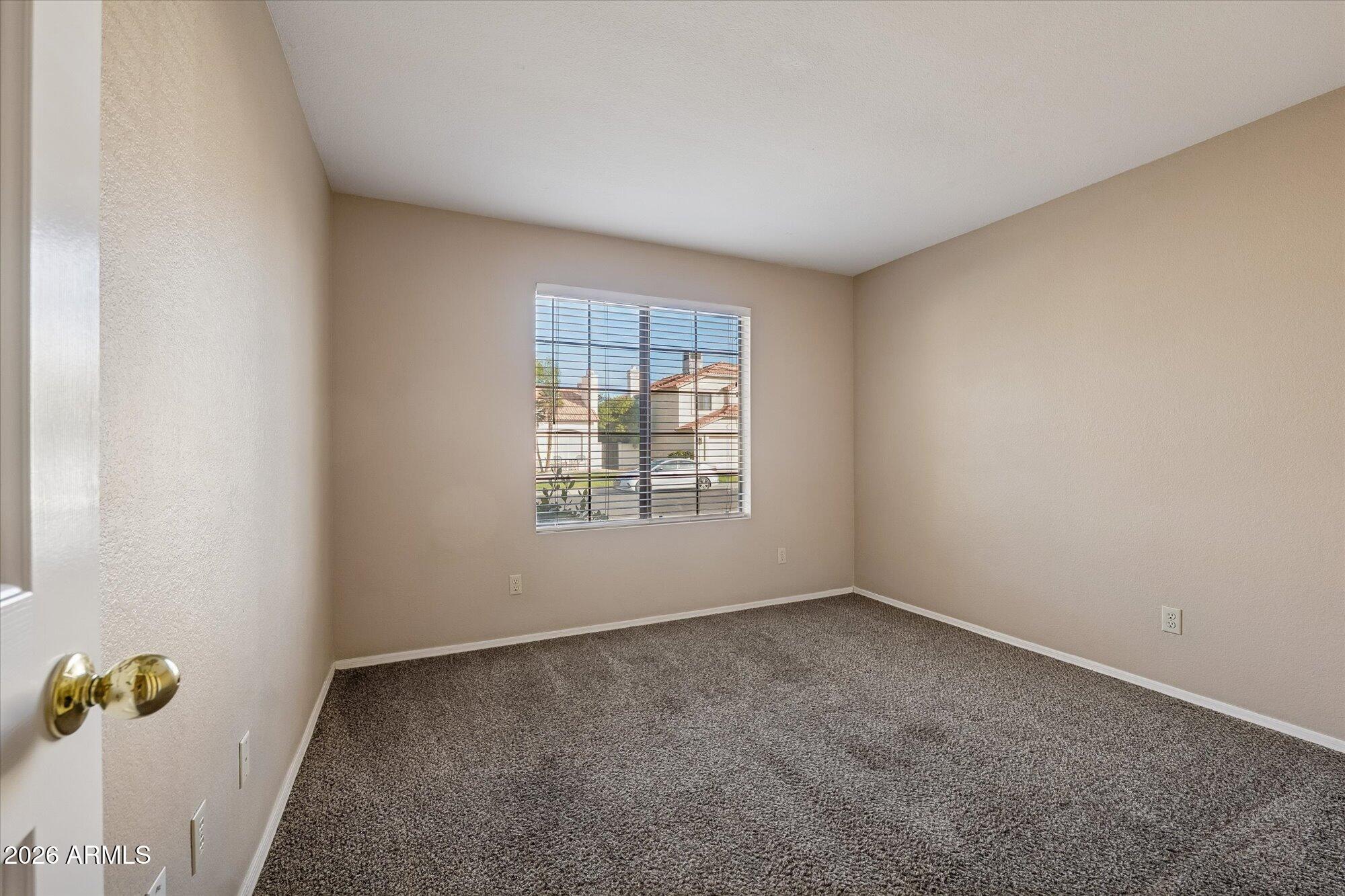 4425 E HIDDENVIEW Drive