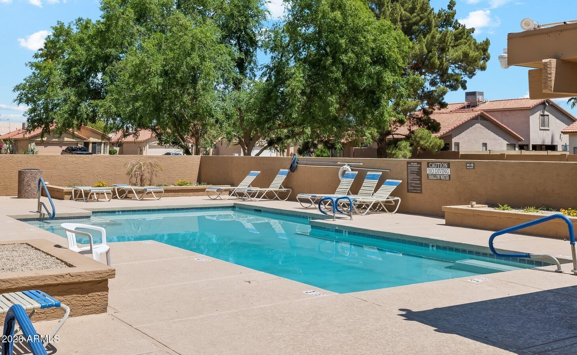 4425 E HIDDENVIEW Drive