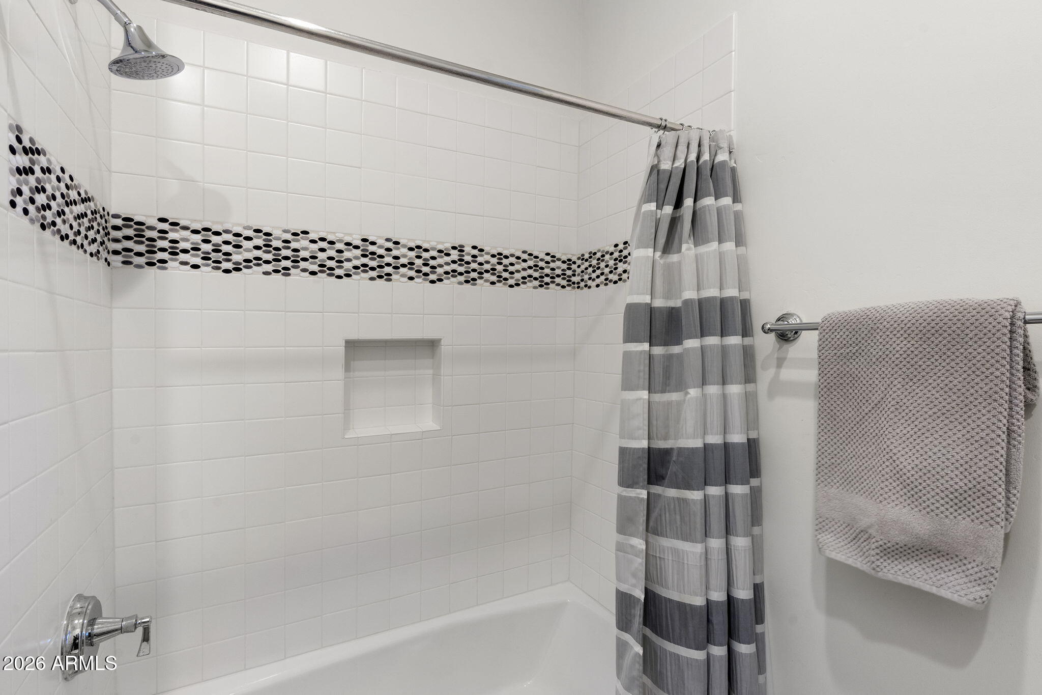 5430 E LAS PIEDRAS Way