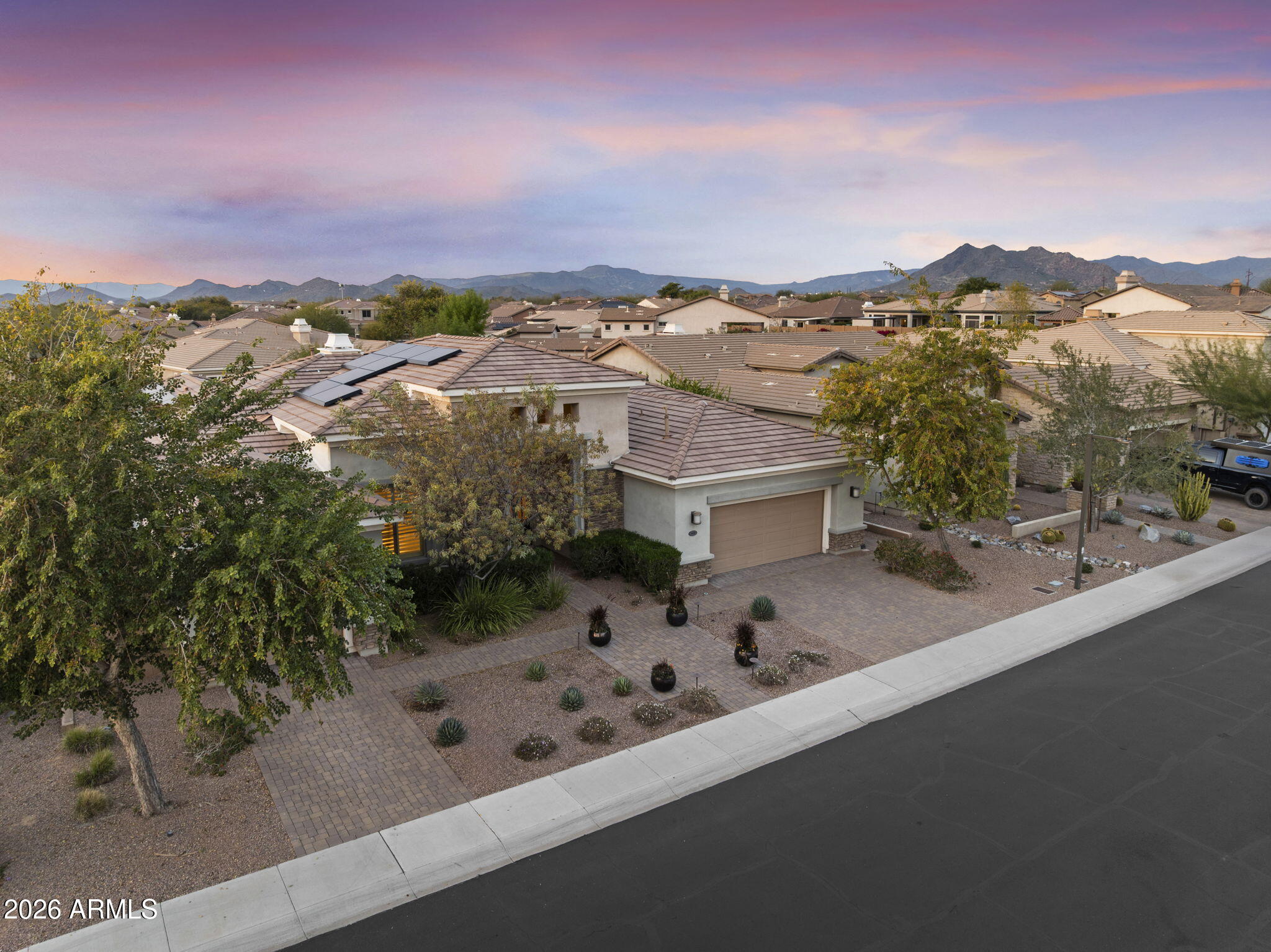 5430 E LAS PIEDRAS Way