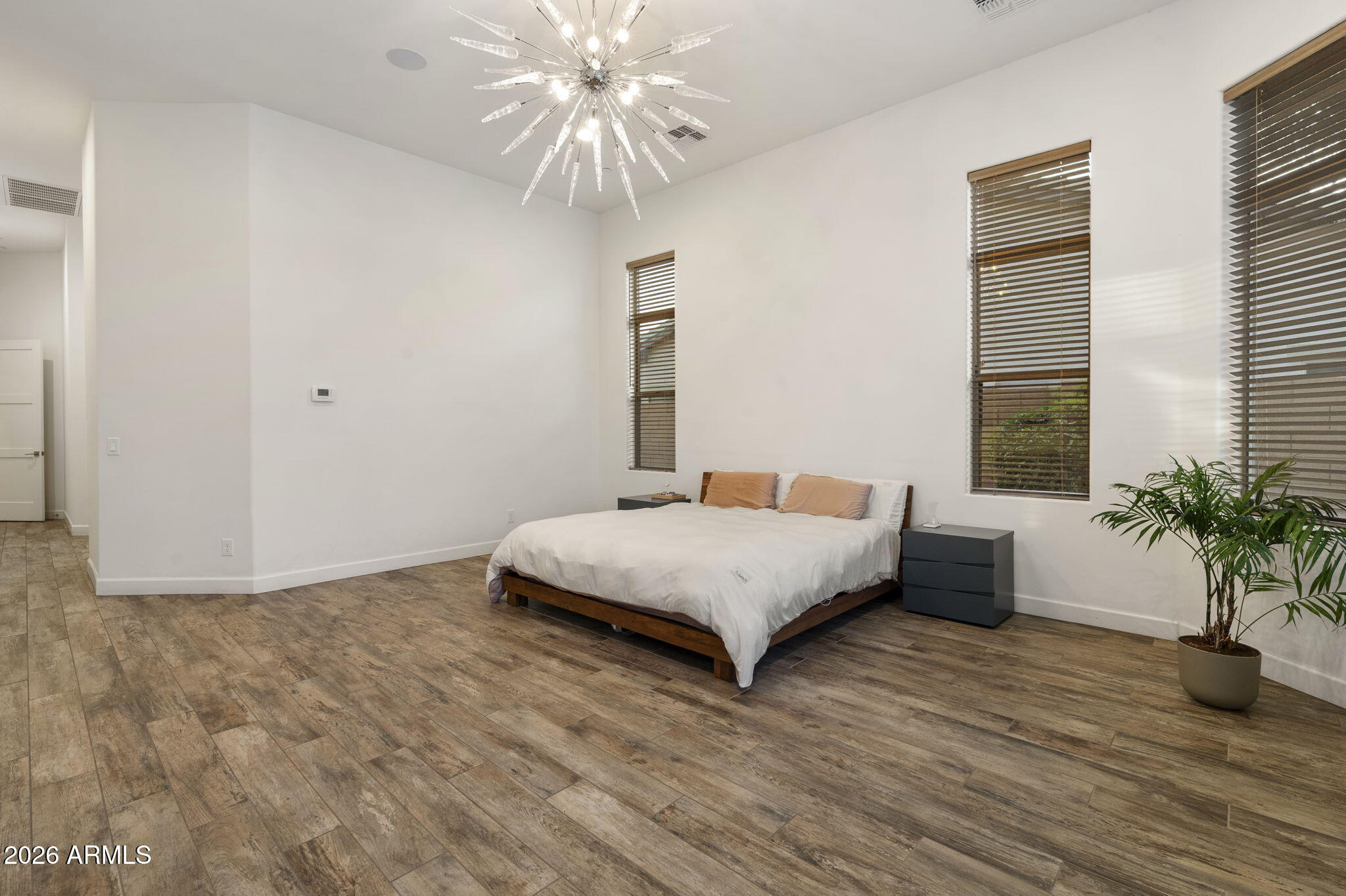 5430 E LAS PIEDRAS Way