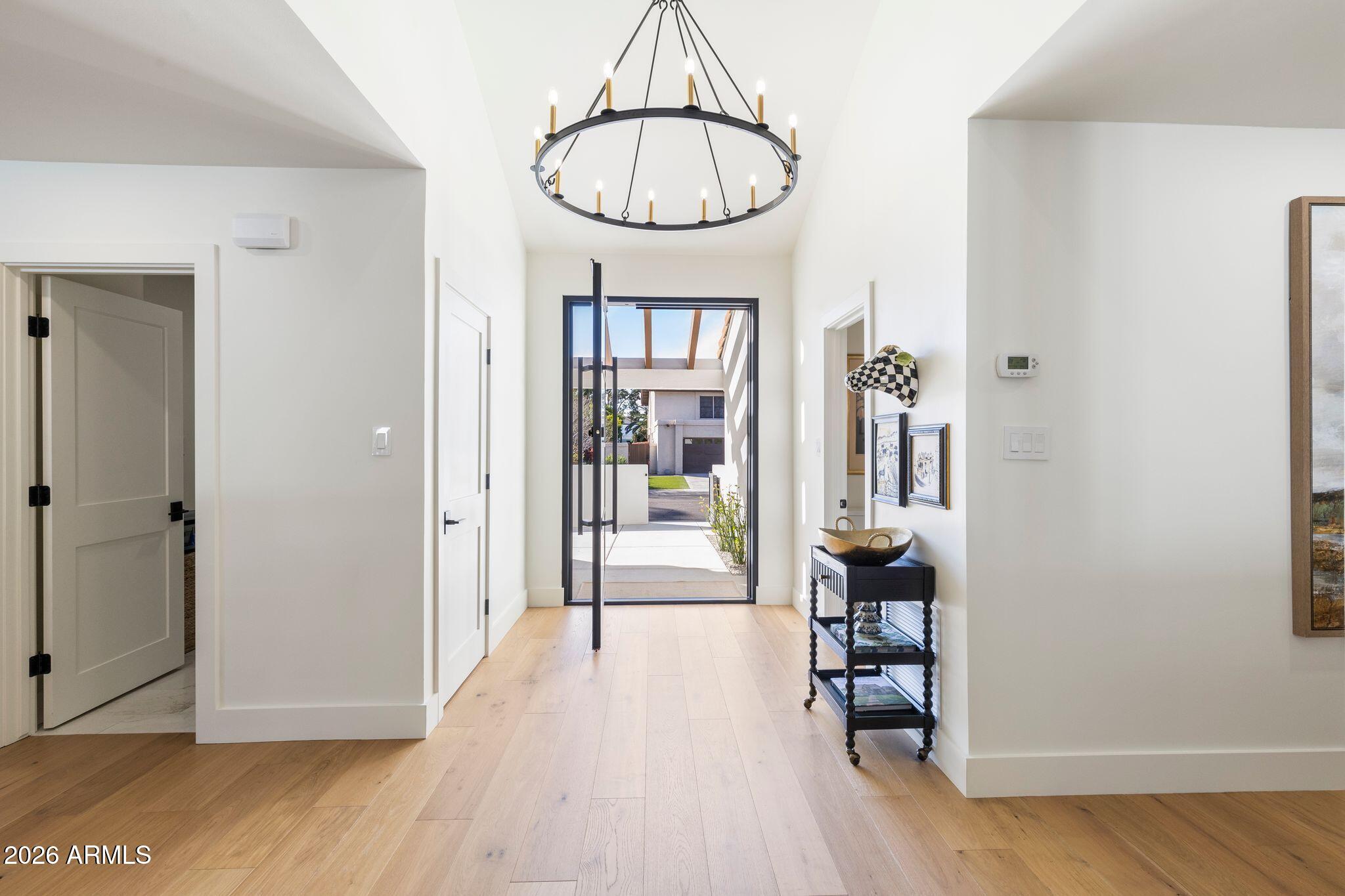 7553 E WOODSHIRE Cove