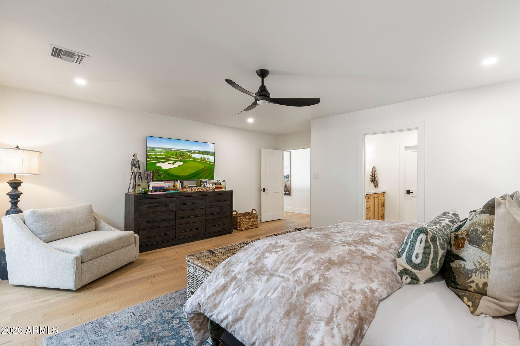 7553 E WOODSHIRE Cove