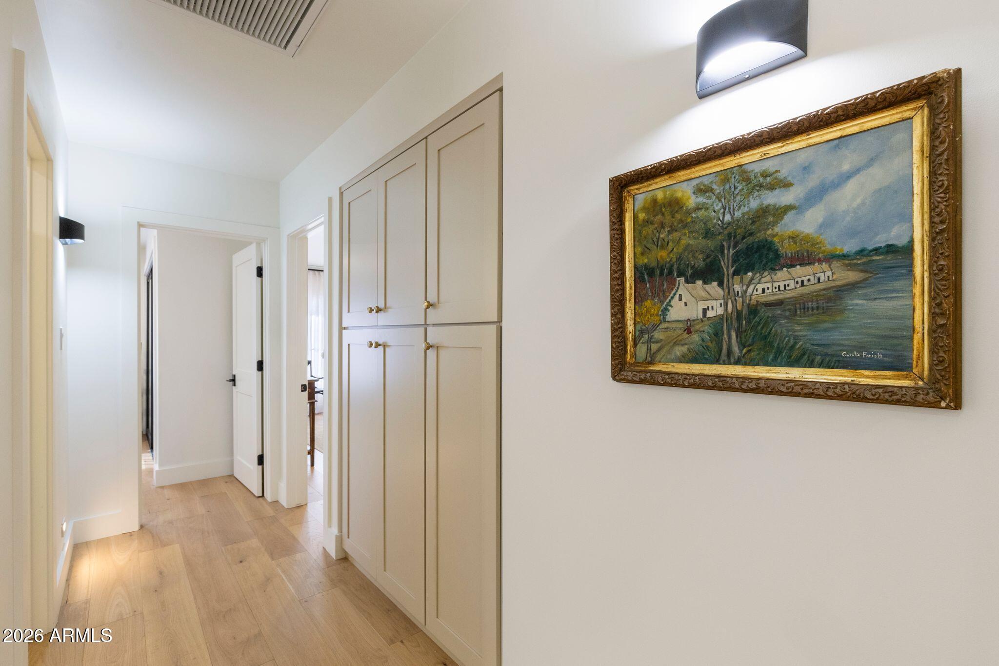 7553 E WOODSHIRE Cove