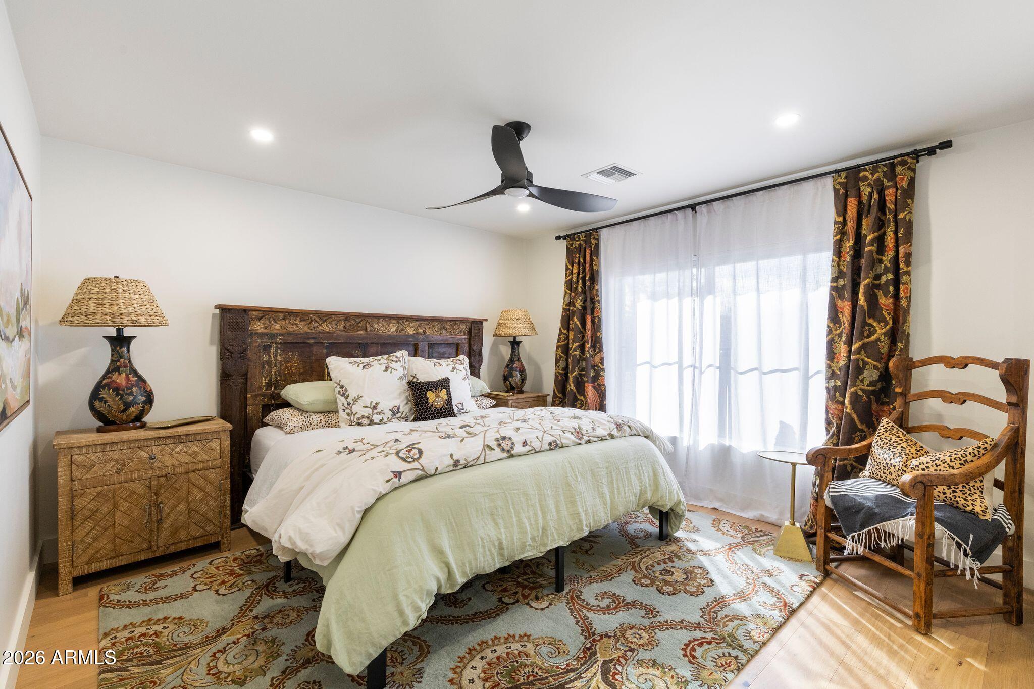 7553 E WOODSHIRE Cove