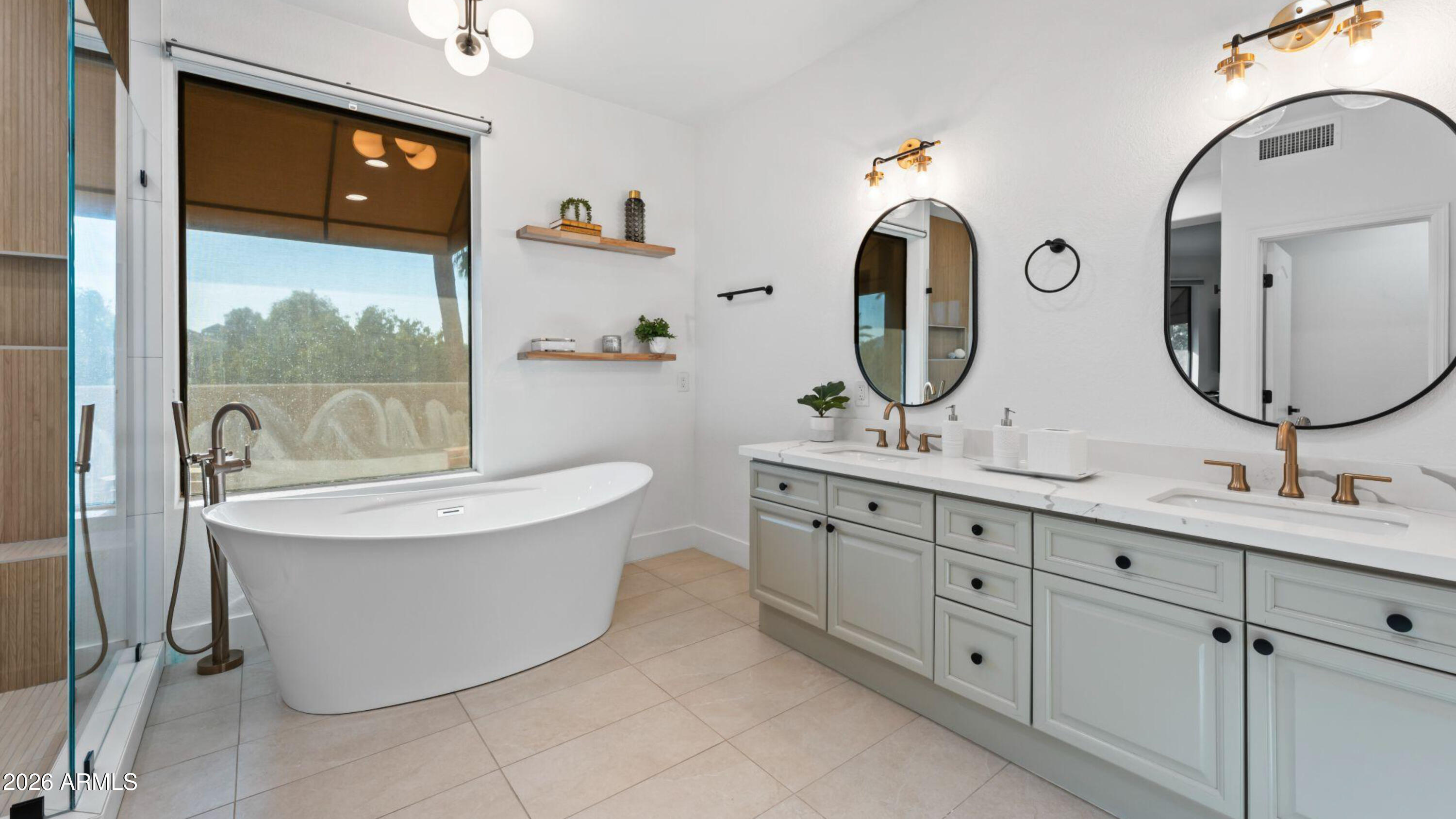 8989 N GAINEY CENTER Drive 101