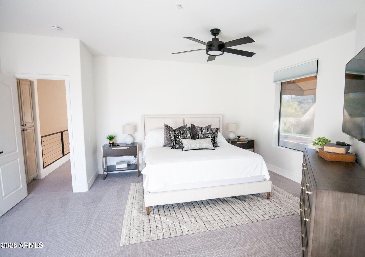 8989 N GAINEY CENTER Drive 101