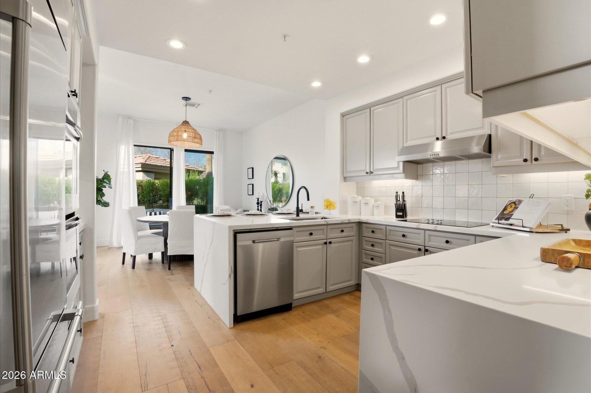 8989 N GAINEY CENTER Drive 101